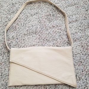 Clutch/shoulder purse